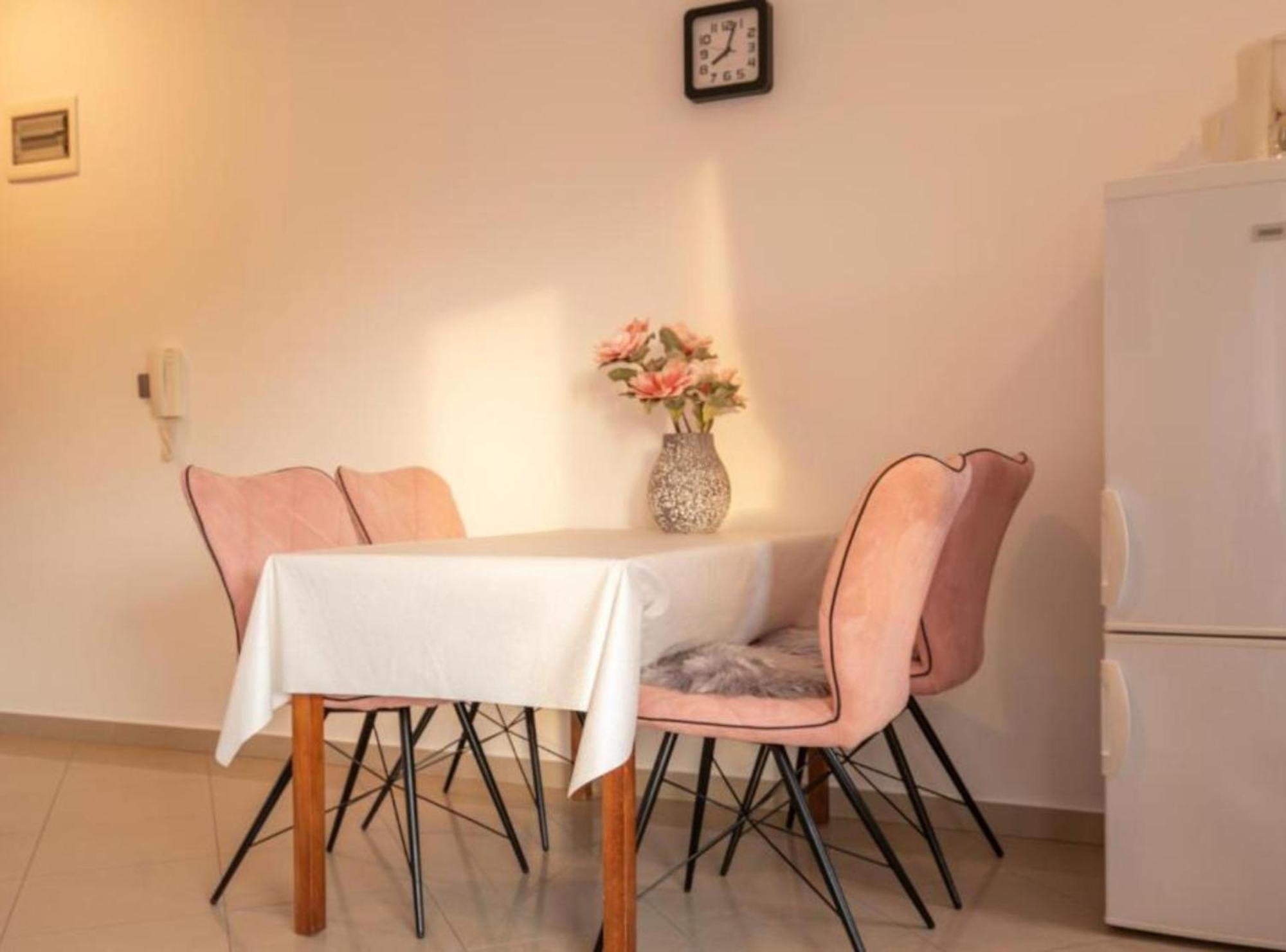 M & B Apartment บาร์บินเย ภายนอก รูปภาพ