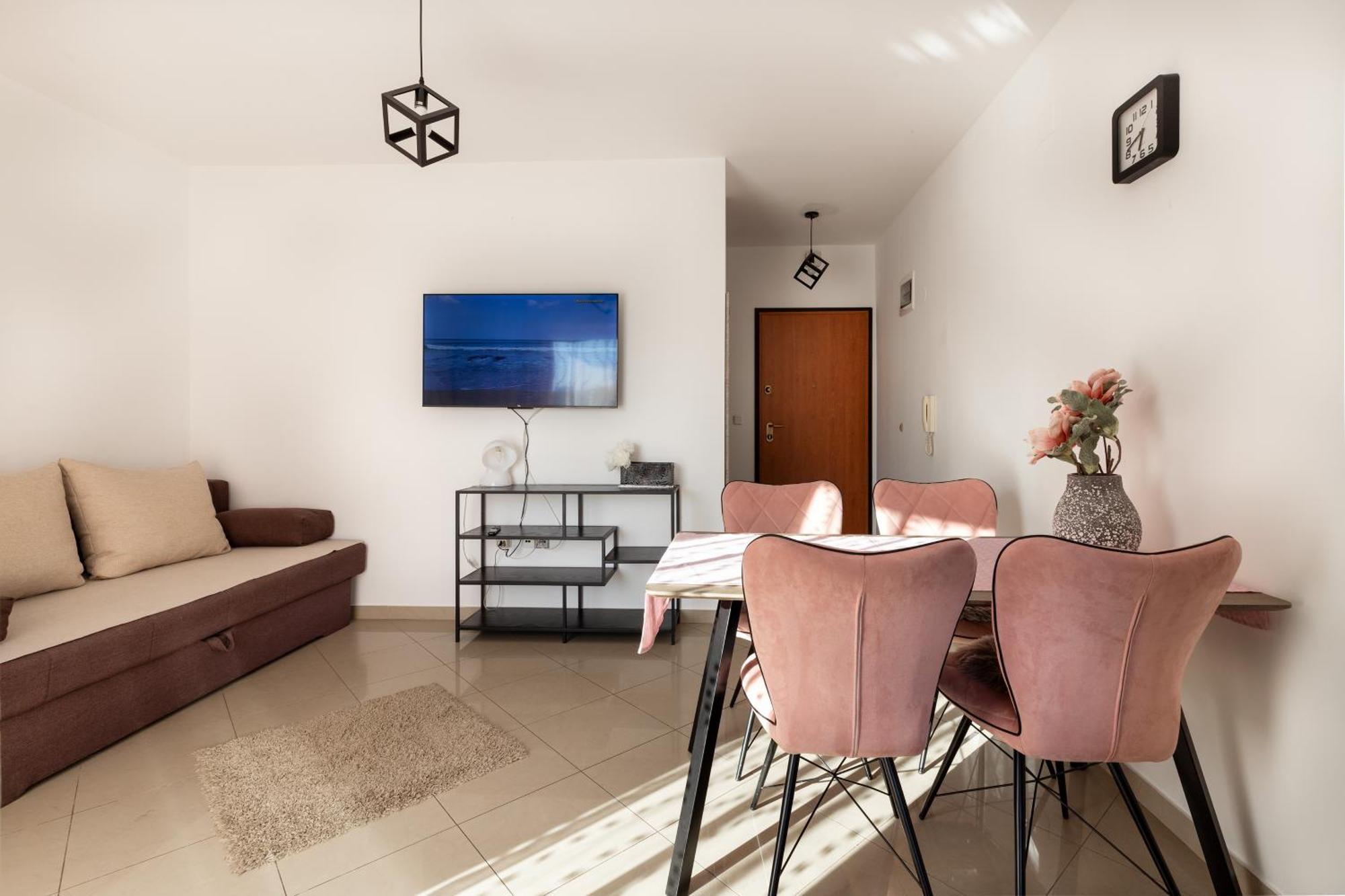 M & B Apartment บาร์บินเย ภายนอก รูปภาพ